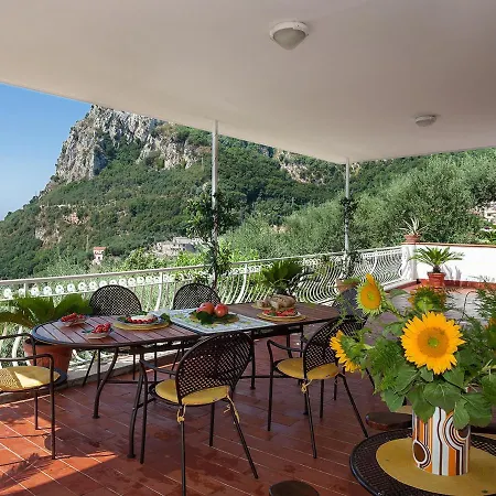 Villa Coppetelle Sleeps 6 Pool Wifi *